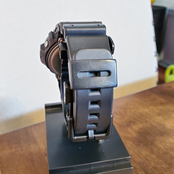 Vintage G-Shock Watch - DW-6900 - Picture 5 of 7